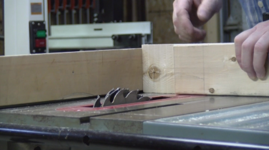 The Garage with Steve Butler Ep21 Work Bench